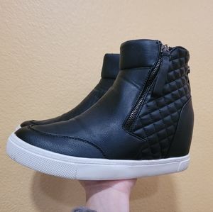 Steve madden wedges sneakers